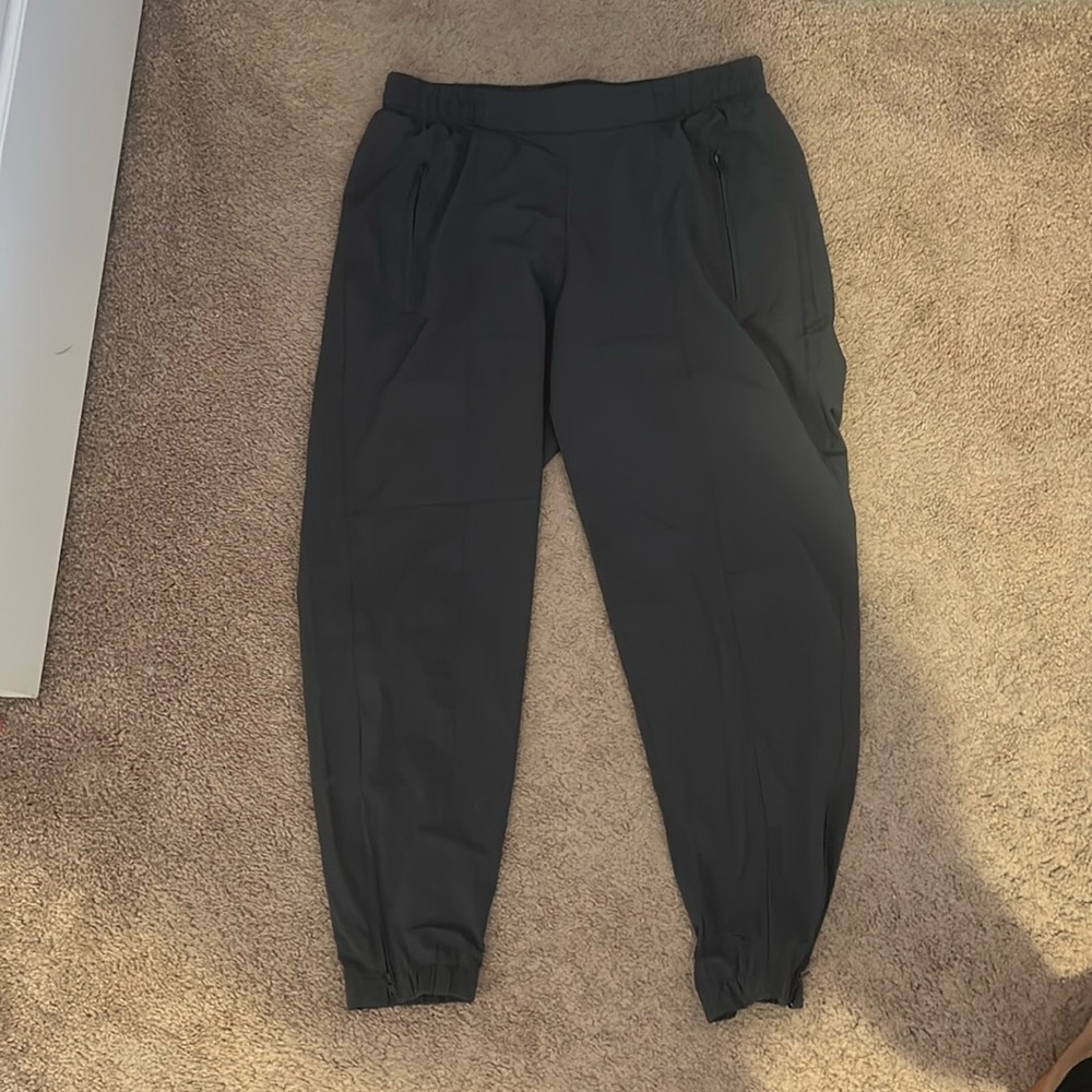 Old navy yoga joggers